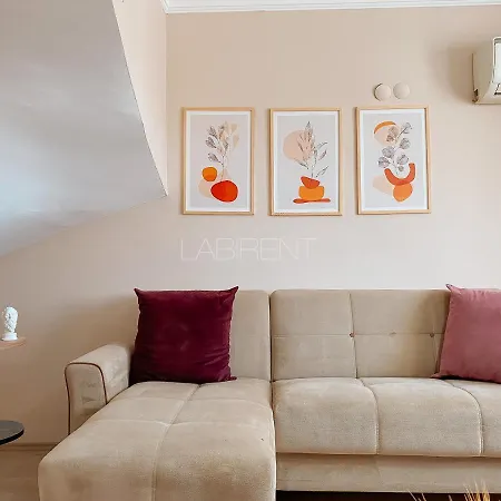 Aparthotel Labirent Apart