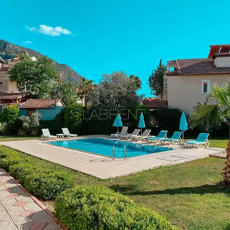 Labirent Apart Hotel apartamentowy *